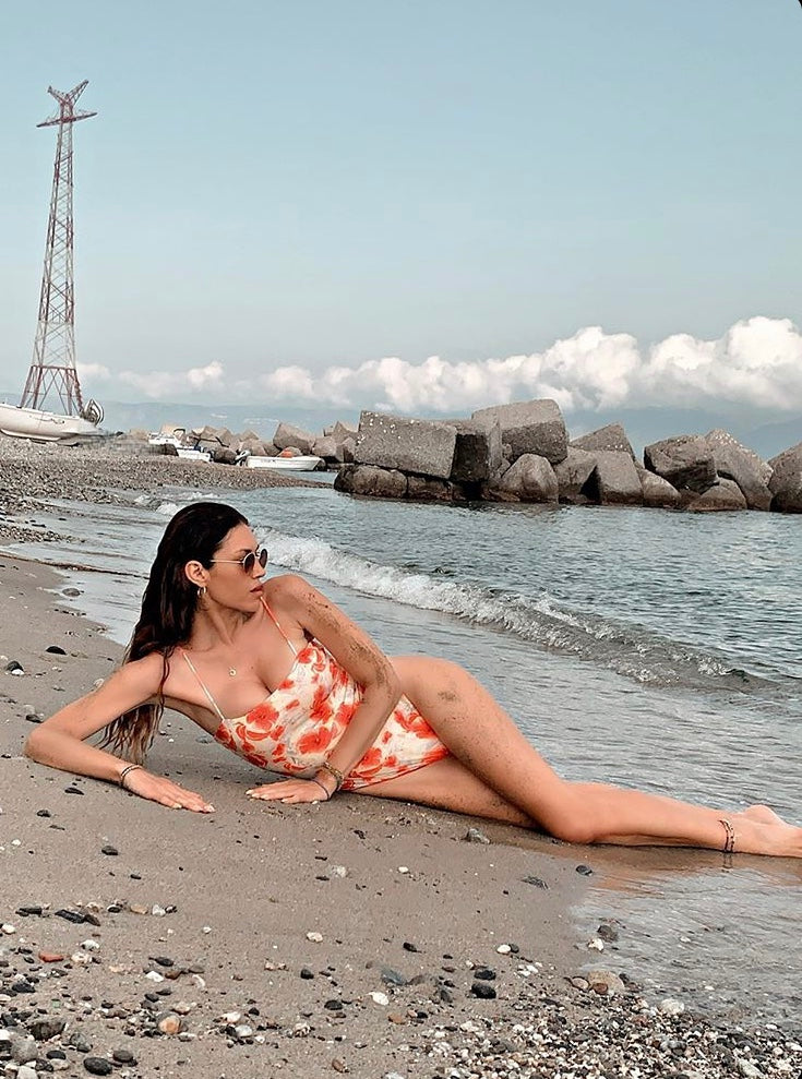 Modello Giulia - Papaveri intero
