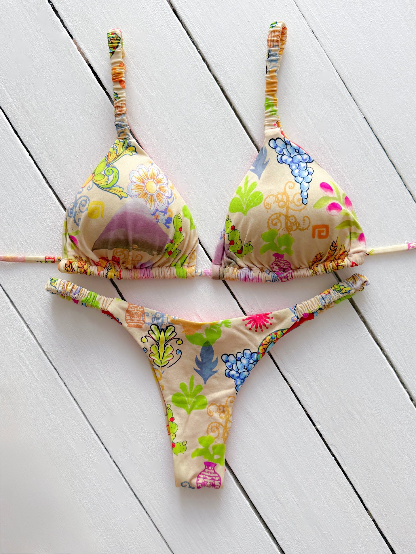 Modello Cecilia - Sicilia scrunchies