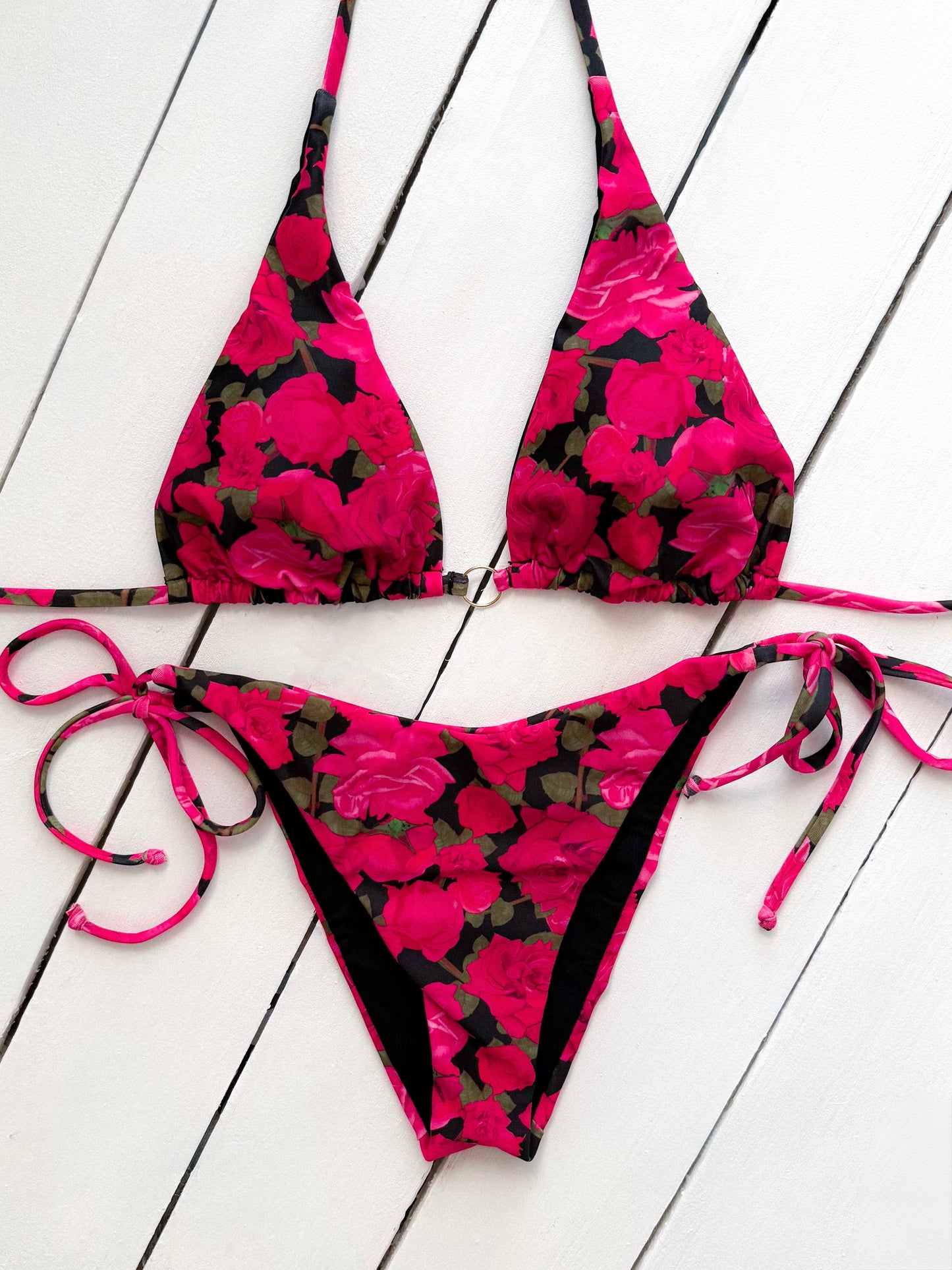 Modello Sophia - Rose rosse