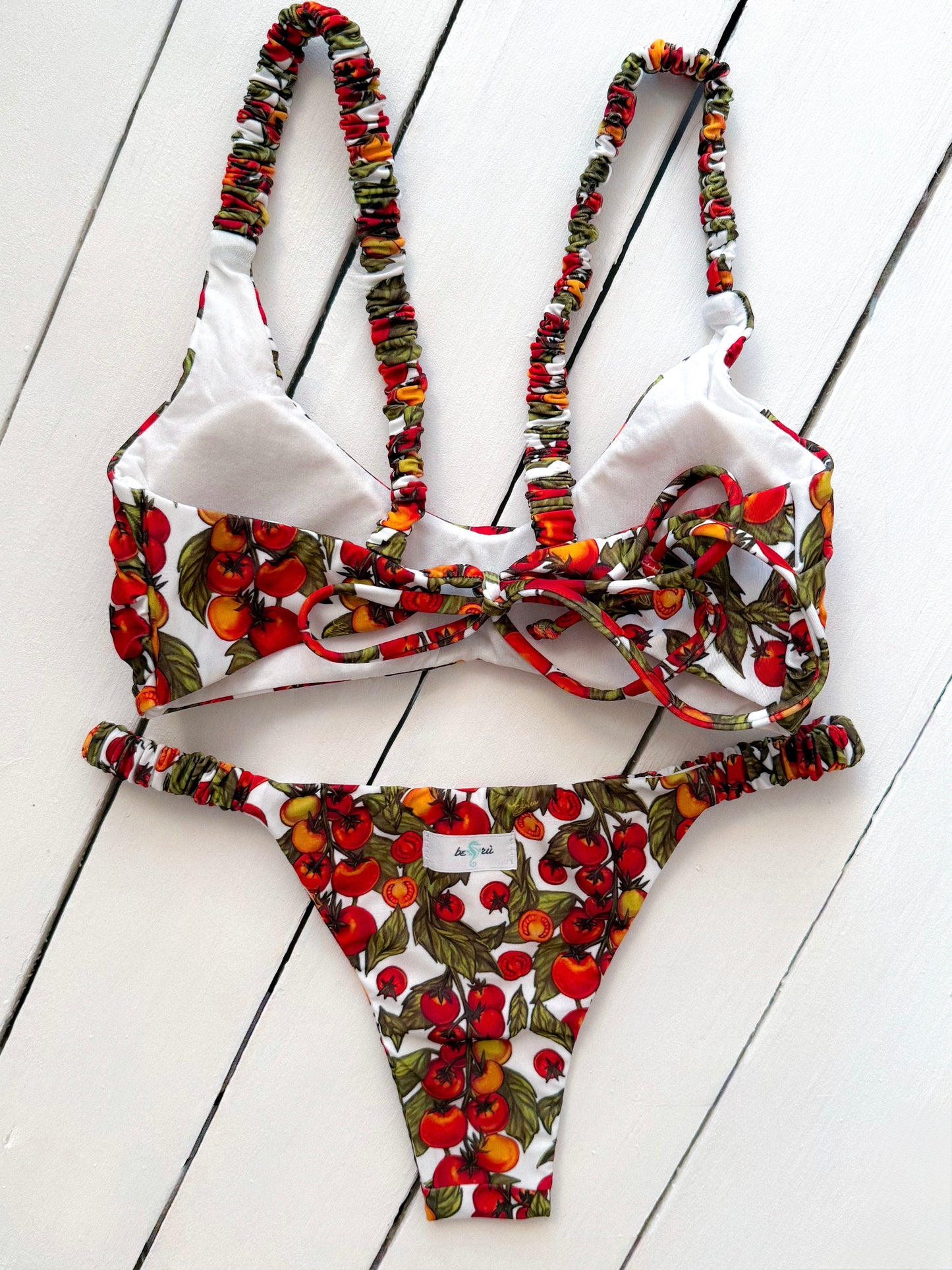 Modello Claudia - Datterino scrunchies