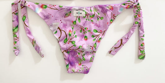 Modello Simona - Slip lacci Capperi